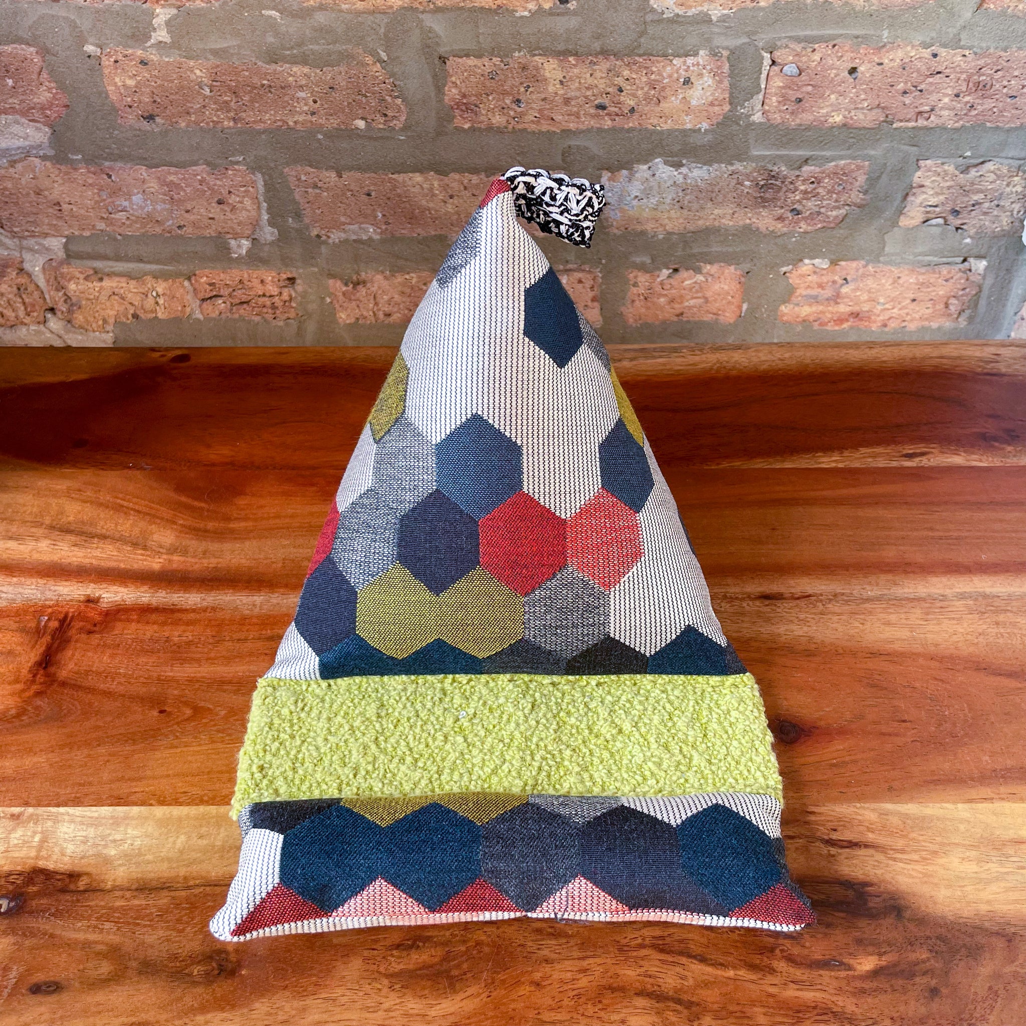 Black & Gray Tablet Pillows