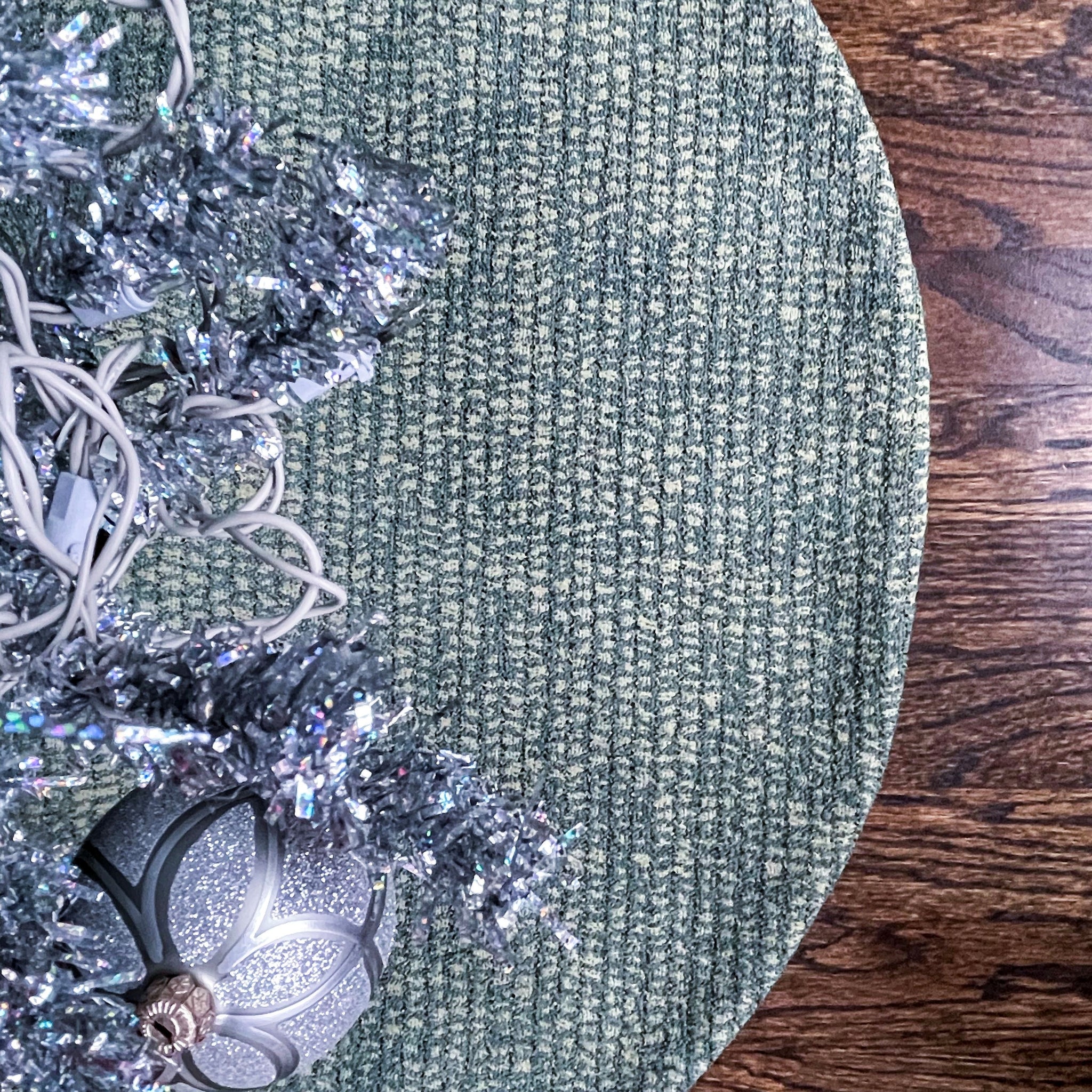 30"Neutral Brocade and Green Christmas Tree Skirt | Reversible
