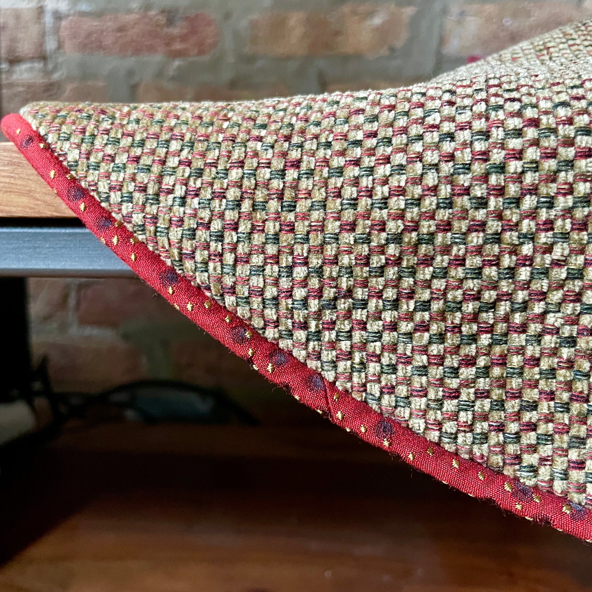24" Beige, Green, Red Farmhouse Tabletop Christmas Tree Skirt | Reversible