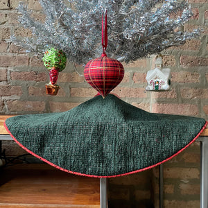 24" Beige, Green, Red Farmhouse Tabletop Christmas Tree Skirt | Reversible