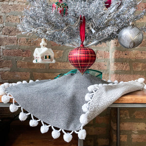 24" Reversible Navy Blue, White Tabletop Christmas Tree Skirt | Reversible