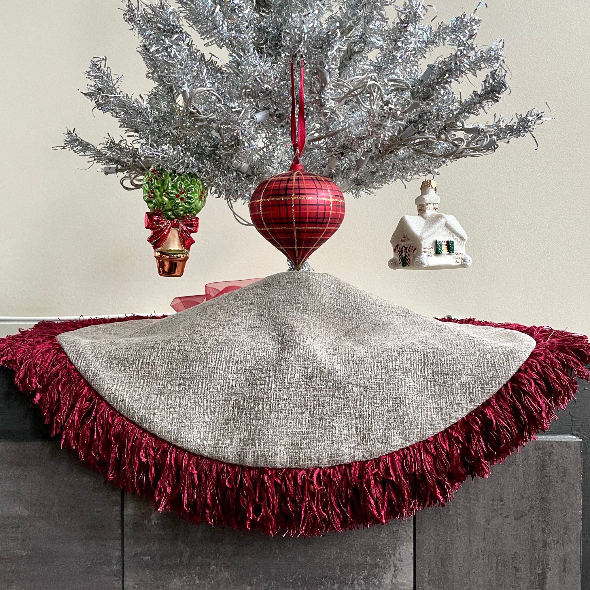 24" Metallic Silver and Navy Blue Tabletop Christmas Tree Skirt with Red Fringe | Reversible